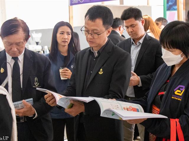 คณะศิลปศาสตร์ร่วมสะท้อนบทบาทมหาวิทยาลัยเชิงพื้นที่ ขับเคลื่อน SDG และคว้า 2 รางวัลโดดเด่น ในการประชุมวิชาการระดับชาติ “พะเยาวิจัย” ครั้งที่ 15