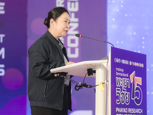 วิทยาลัยการจัดการ คว้ารางวัลเหรียญทองแดง 1 คณะ 1 SDG ในงานพะเยาวิจัย ครั้งที่ 15 ผลักดัน ผลิตภัณฑ์สไบมอญ การคิดเชิงออกแบบทุนทางวัฒนธรรมในชุมชน ไทย - รามัญ (มอญ) บางกระดี่ กรุงเทพฯ