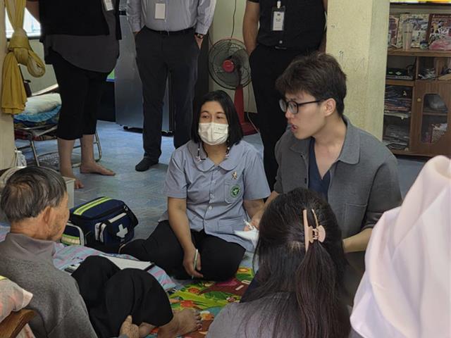 คณาจารย์และนักศึกษาเภสัชศาสตร์ University of Utah เข้าดูงานด้านเภสัชกรรมปฐมภูมิ ณ โรงพยาบาลดอกคำใต้