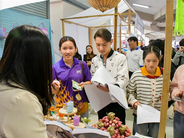 วิทยาลัยการศึกษา คว้าโล่รางวัลระดับ “Gold” และรางวัลนักวิจัยดีเด่น ในการประชุมวิชาการระดับชาติพะเยาวิจัย ครั้งที่ 15