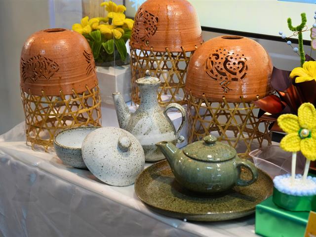  Re-inventing University