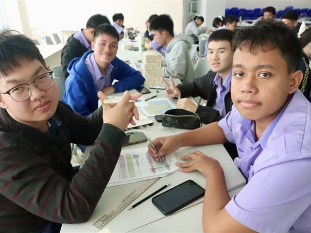 โรงเรียนสาธฺตมหาวิทยาลัยพะเยา