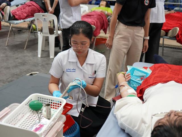 บริจาคโลหิต เนื่องในวาระครบ 100 วัน สตมวาร แห่งการเสด็จสวรรคต