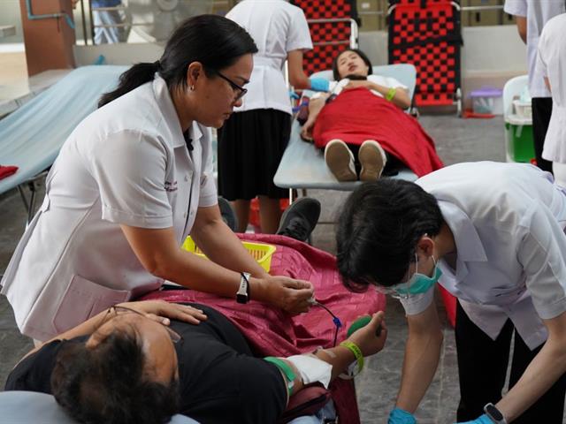 บริจาคโลหิต เนื่องในวาระครบ 100 วัน สตมวาร แห่งการเสด็จสวรรคต