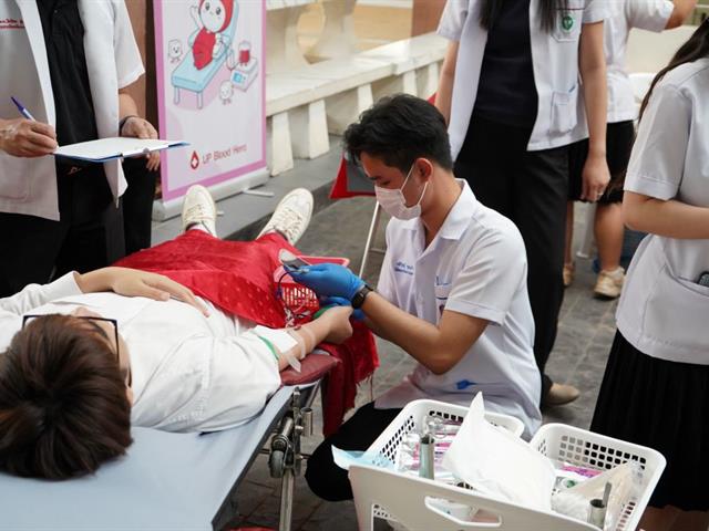 บริจาคโลหิต เนื่องในวาระครบ 100 วัน สตมวาร แห่งการเสด็จสวรรคต