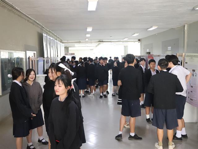 โรงเรียนสาธฺตมหาวิทยาลัยพะเยา