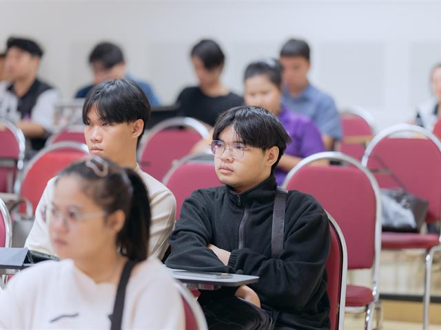 สภาทนายความในพระบรมราชูปถัมภ์