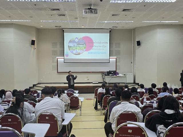 The School of Liberal Arts Japanese Program Hosts Post-Practicum Orientation for Graduating Seniors