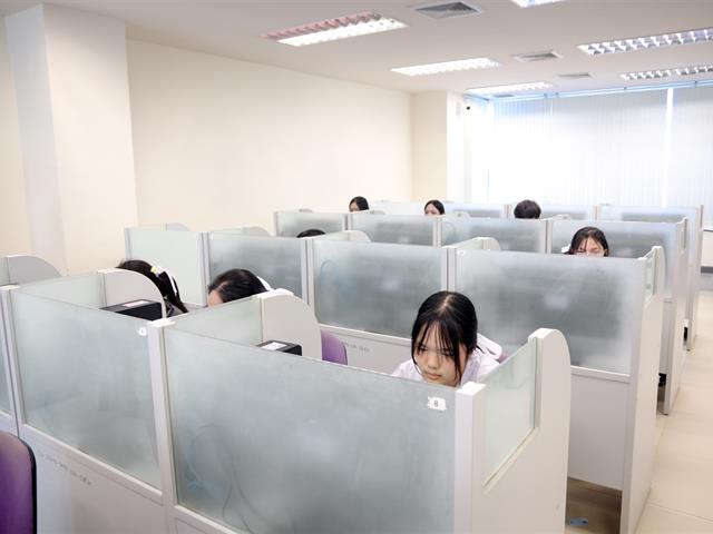 โรงเรียนสาธฺตมหาวิทยาลัยพะเยา