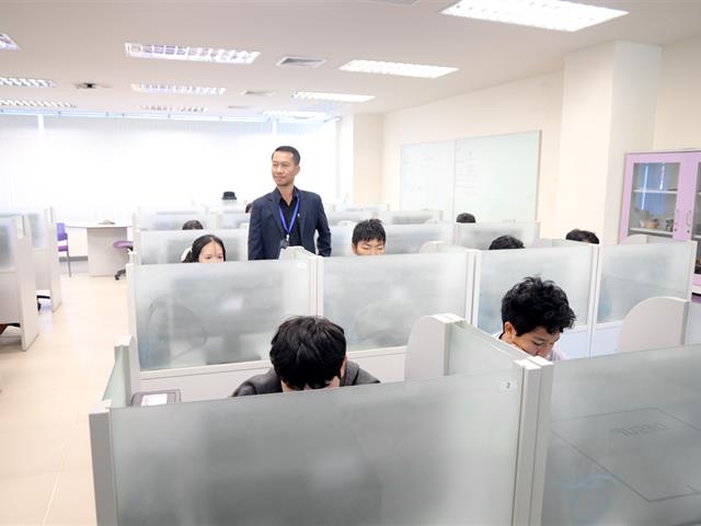 โรงเรียนสาธฺตมหาวิทยาลัยพะเยา