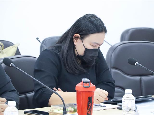 คณะรัฐศาสตร์และสังคมศาสตร์ 