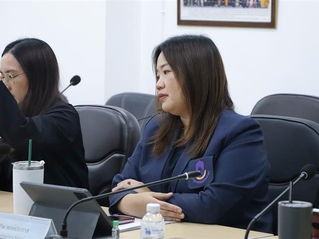 คณะรัฐศาสตร์และสังคมศาสตร์ 