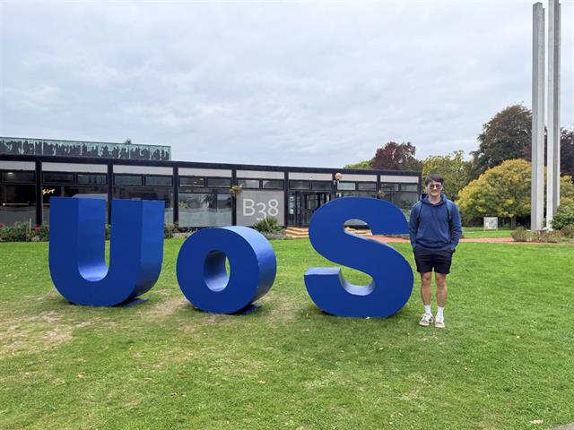 คณะศิลปศาสตร์ขอร่วมแสดงความยินดีกับบุคลากรในการวิจัยร่วมกับสถาบันในต่างประเทศ