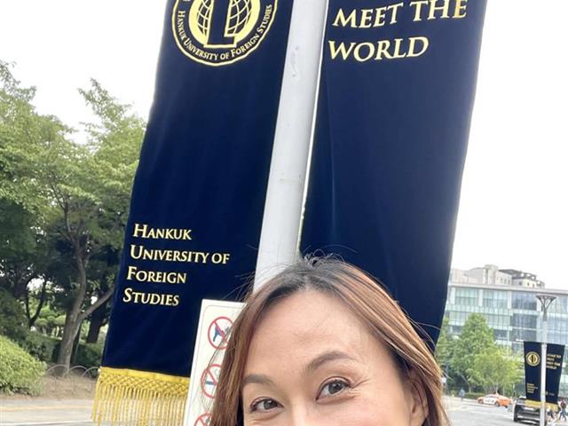 คณะศิลปศาสตร์ขอร่วมแสดงความยินดีกับบุคลากรในการวิจัยร่วมกับสถาบันในต่างประเทศ