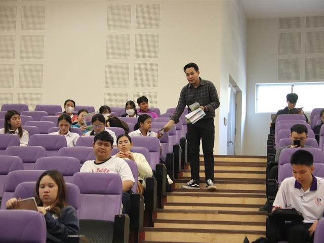 วันที่ 30 มกราคม 2569 งานวินัยนิสิต กองกิจการนิสิต มหาวิทยาลัยพะเยา รณรงค์เลือกตั้งสุดสร้างสรรค์ “UP Vote 2026: พลังนิสิต พลังประชาธิปไตย”