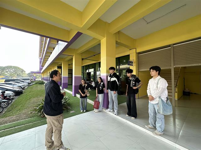 ชุมชนยุคใหม่รู้เท่าทันภัยบนโลกออนไลน์