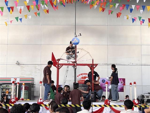 สุดยอดทีมวิศวกรรมโยธา ม.พะเยา คว้าถ้วยพระราชทาน ประจำปี 2569 การแข่งขันประเภทโครงสร้างไม้ไอศกรีม ครั้งที่ 18