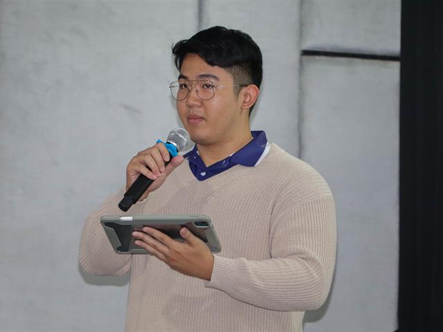 คณะรัฐศาสตร์และสังคมศาสตร์ 