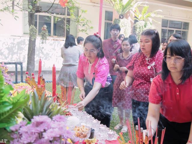 คณะศิลปศาสตร์จัดพิธีสักการะสิ่งศักดิ์สิทธิ์ เนื่องในโอกาสวันตรุษจีน 2569