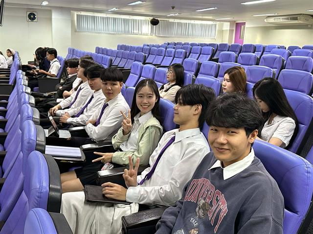 ฝึกงานนักกฎหมาย