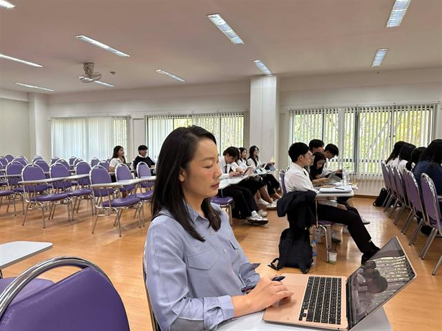 ฝึกงานนักกฎหมาย