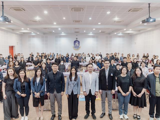 ระหว่างวันที่ 19 – 20 กุมภาพันธ์ 2569 มหาวิทยาลัยพะเยา จัดโครงการอบรมเชิงปฏิบัติการ “เรื่องความปลอดภัยทางชีวภาพ (Biosafety) และการรักษาความปลอดภัยทางชีวภาพ (Biosecurity)”โดยมีผู้เข้าร่วมโครงการจำนวนรวม 129 คน