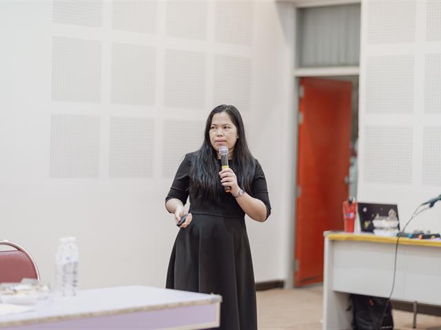 ระหว่างวันที่ 19 – 20 กุมภาพันธ์ 2569 มหาวิทยาลัยพะเยา จัดโครงการอบรมเชิงปฏิบัติการ “เรื่องความปลอดภัยทางชีวภาพ (Biosafety) และการรักษาความปลอดภัยทางชีวภาพ (Biosecurity)”โดยมีผู้เข้าร่วมโครงการจำนวนรวม 129 คน