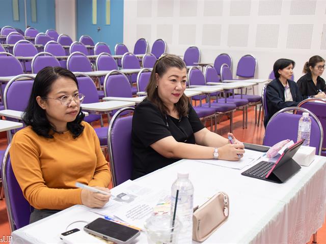 คณะศิลปศาสตร์จัดโครงการพัฒนาอาจารย์ตามกรอบมาตรฐานวิชาชีพ (UP-PSF)