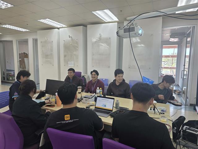 การใช้งาน Framework สำหรับการพัฒนาซอฟต์แวร์ส่วนหน้า