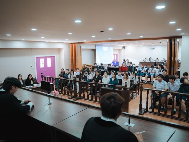 ศาลจำลอง