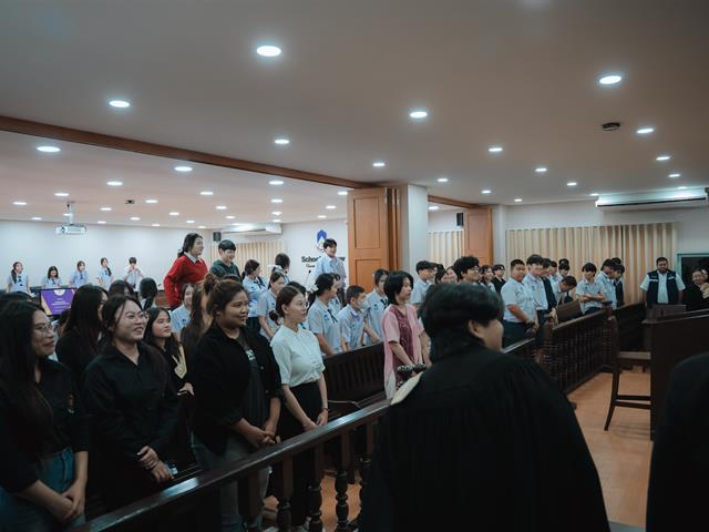 ศาลจำลอง