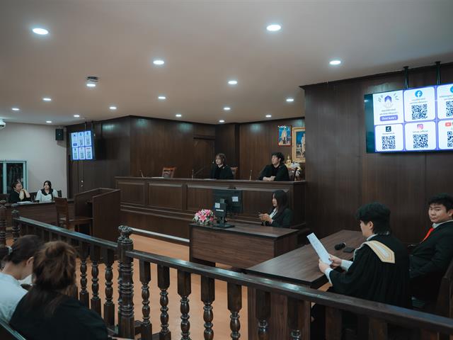 ศาลจำลอง