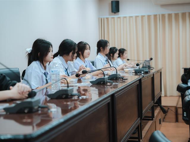 ศาลจำลอง