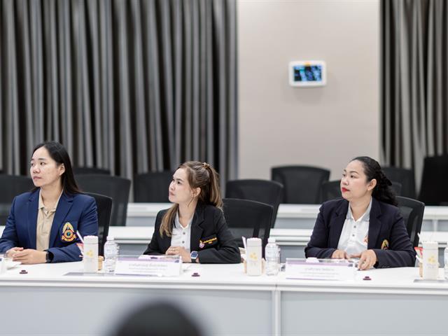 วันที่ 26 กุมภาพันธ์ 2569 มหาวิทยาลัยพะเยาให้การต้อนรับคณะศึกษาดูงานจากสำนักยุทธศาสตร์และมาตรฐานสถาบัน และสำนักวิจัยและบริการวิชาการ มหาวิทยาลัยภาคตะวันออกเฉียงเหนือ จังหวัดขอนแก่น 