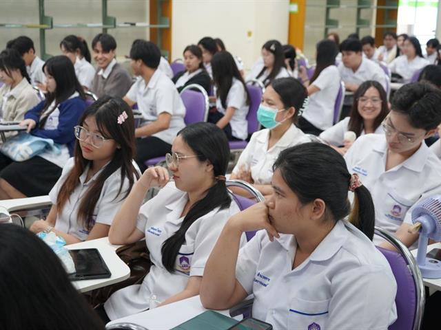 เวทีวิชาการนำเสนอผลการฝึกงานทางห้องปฏิบัติการทางการแพทย์