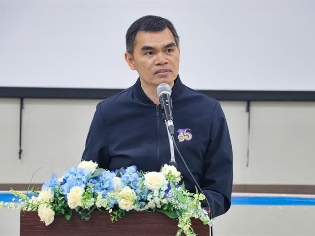 คณะรัฐศาสตร์และสังคมศาสตร์ 