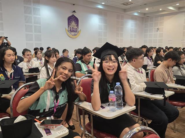 พิธีรับพระราชทานปริญญาบัตรของมหาวิทยาลัยพะเยา