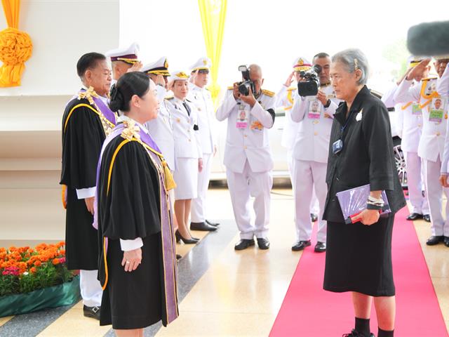 พิธีพระราชทานปริญญาบัตร แก่ผู้สำเร็จการศึกษาจากมหาวิทยาลัยพะเยา ประจำปีการศึกษา 2567