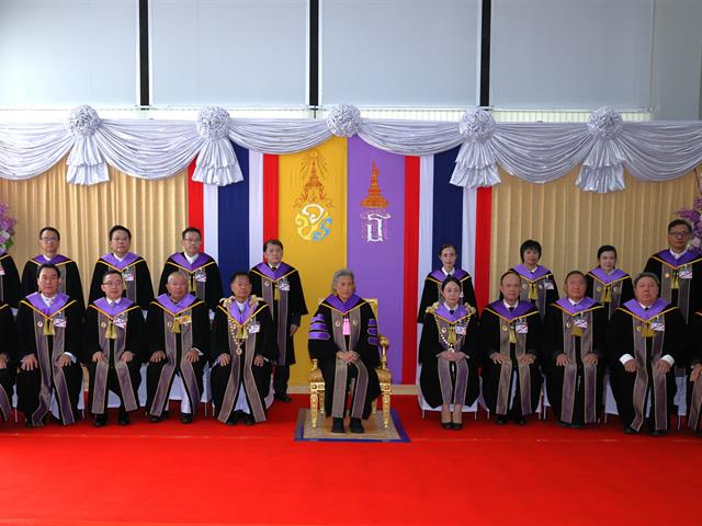 พิธีพระราชทานปริญญาบัตร แก่ผู้สำเร็จการศึกษาจากมหาวิทยาลัยพะเยา ประจำปีการศึกษา 2567