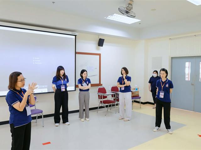 คณะกรรมการดำเนินงานพิธีพระราชทานปริญญาบัตร คณะศิลปศาสตร์ ดำเนินการฝึกซ้อมบัณฑิต เพื่อเตรียมความพร้อมการเข้ารับพระราชทานปริญญาบัตร ประจำปีการศึกษา ๒๕๖๗