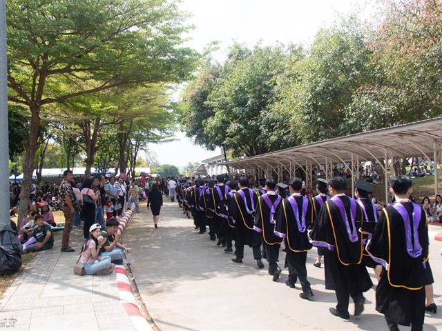 คณะกรรมการดำเนินงานพิธีพระราชทานปริญญาบัตร คณะศิลปศาสตร์ ดำเนินการฝึกซ้อมบัณฑิต เพื่อเตรียมความพร้อมการเข้ารับพระราชทานปริญญาบัตร ประจำปีการศึกษา ๒๕๖๗