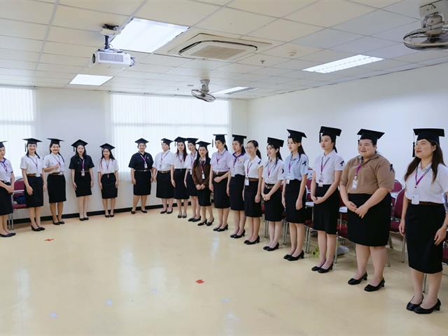 คณะกรรมการดำเนินงานพิธีพระราชทานปริญญาบัตร คณะศิลปศาสตร์ ดำเนินการฝึกซ้อมบัณฑิต เพื่อเตรียมความพร้อมการเข้ารับพระราชทานปริญญาบัตร ประจำปีการศึกษา ๒๕๖๗