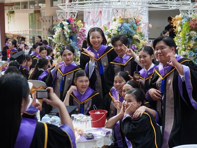 Congratulates Graduates on the Occasion of the Royal Graduation Ceremony