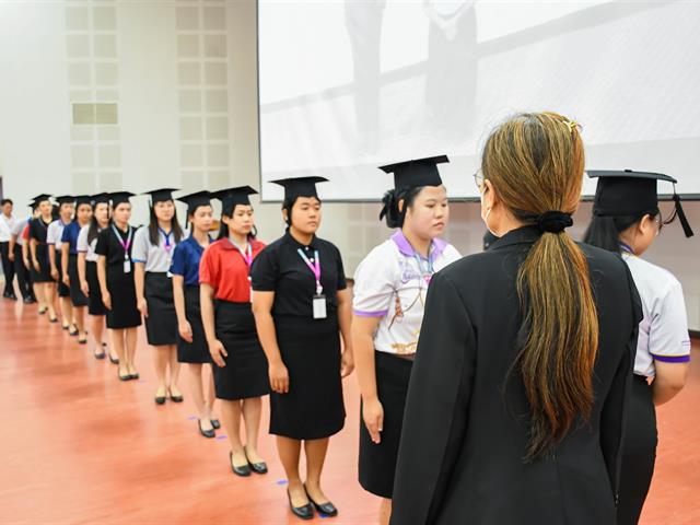 วิทยาลัยการศึกษา มหาวิทยาลัยพะเยา ขอแสดงความยินดีกับบัณฑิต มหาบัณฑิต และดุษฎีบัณฑิตในพิธีพระราชทานปริญญาบัตร แก่ผู้สำเร็จการศึกษา ประจำปีการศึกษา 2567