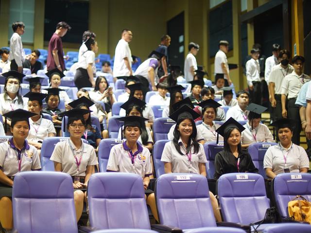 คณะวิศวกรรมศาสตร์ ม.พะเยา ขอแสดงความยินดีกับดุษฎีบัณฑิต มหาบัณฑิต และบัณฑิต ในพิธีพระราชทานปริญญาบัตรประจำปีการศึกษา 2567