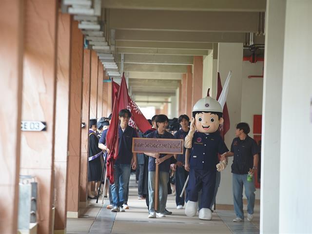 คณะวิศวกรรมศาสตร์ ม.พะเยา ขอแสดงความยินดีกับดุษฎีบัณฑิต มหาบัณฑิต และบัณฑิต ในพิธีพระราชทานปริญญาบัตรประจำปีการศึกษา 2567