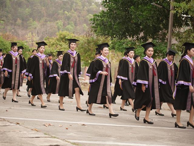 คณะวิศวกรรมศาสตร์ ม.พะเยา ขอแสดงความยินดีกับดุษฎีบัณฑิต มหาบัณฑิต และบัณฑิต ในพิธีพระราชทานปริญญาบัตรประจำปีการศึกษา 2567