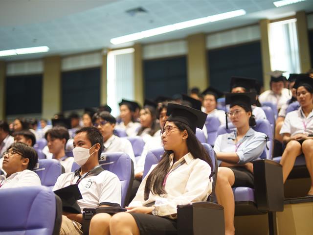 คณะวิศวกรรมศาสตร์ ม.พะเยา ขอแสดงความยินดีกับดุษฎีบัณฑิต มหาบัณฑิต และบัณฑิต ในพิธีพระราชทานปริญญาบัตรประจำปีการศึกษา 2567