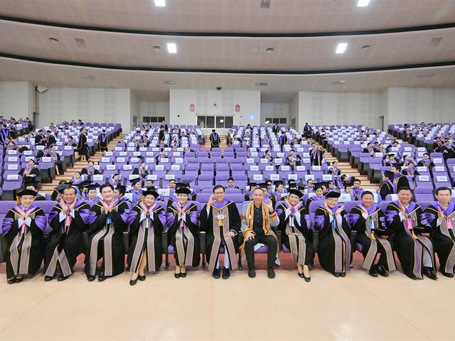 วิทยาลัยการจัดการ ม.พะเยา ขอแสดงความยินดี กับ มหาบัณฑิต และดุษฎีบัณฑิต ในพิธีพระราชทานปริญญาบัตร ประจำปีการศึกษา 2567 