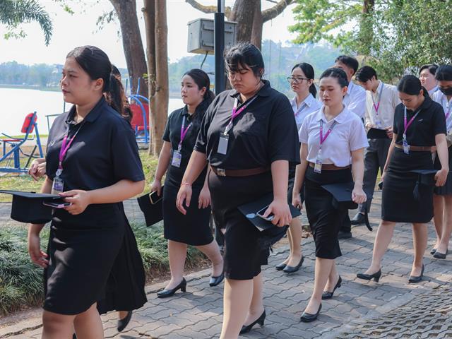 คณะรัฐศาสตร์และสังคมศาสตร์ 